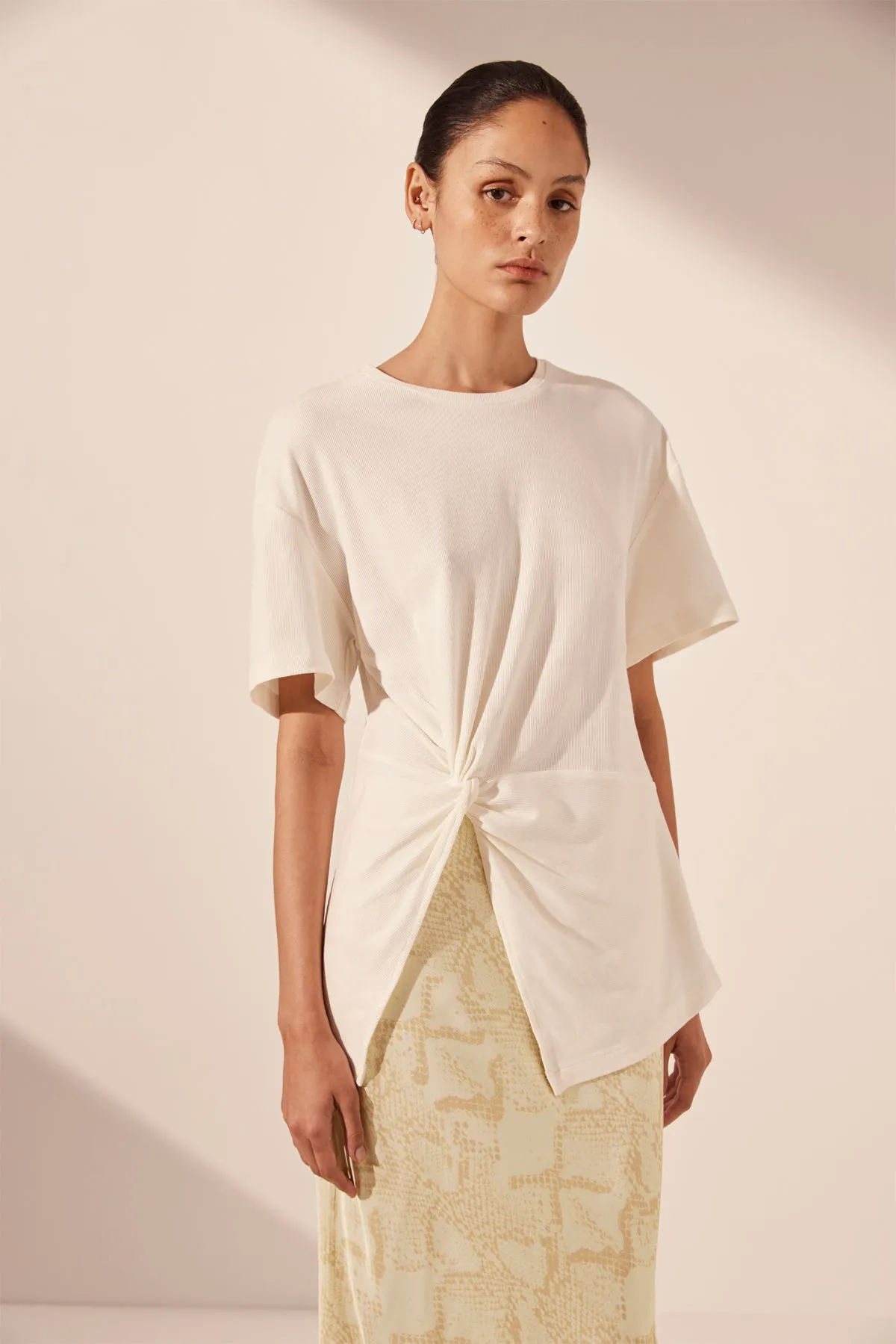 ABY TWIST T SHIRT - RICE