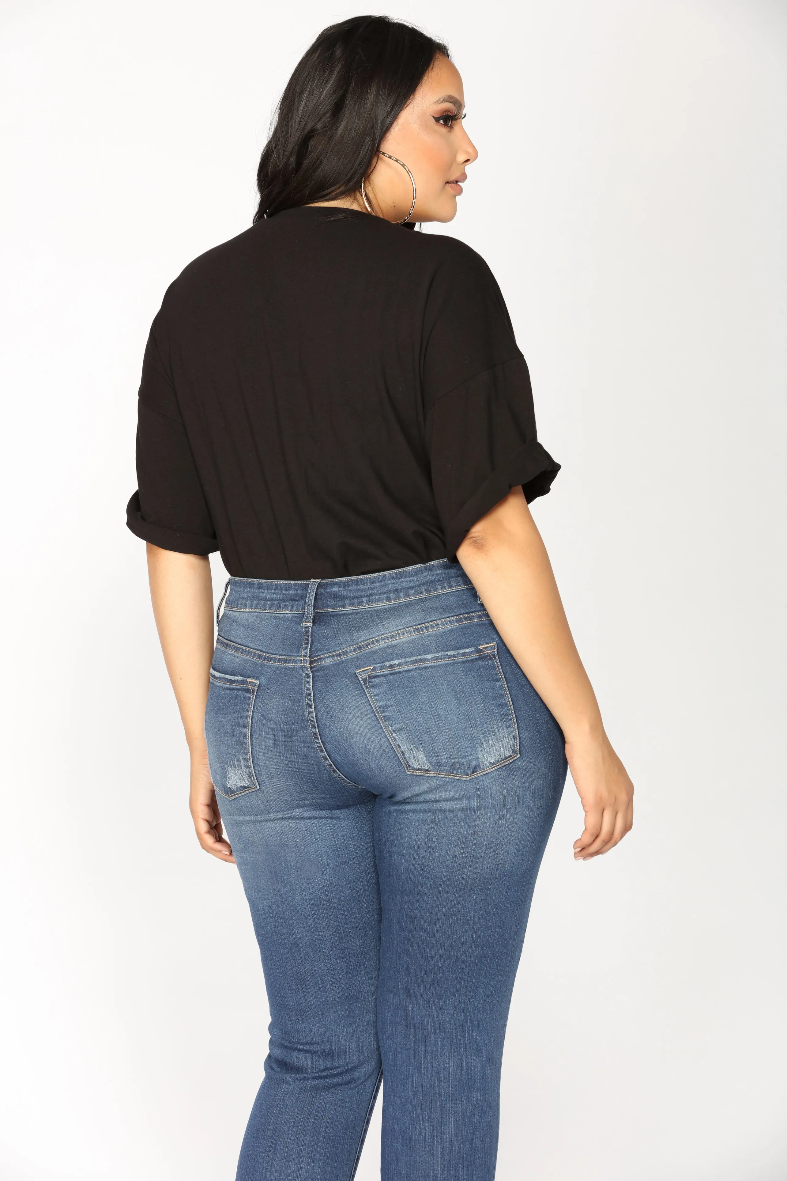 Ambition On Fleek Tee - Black