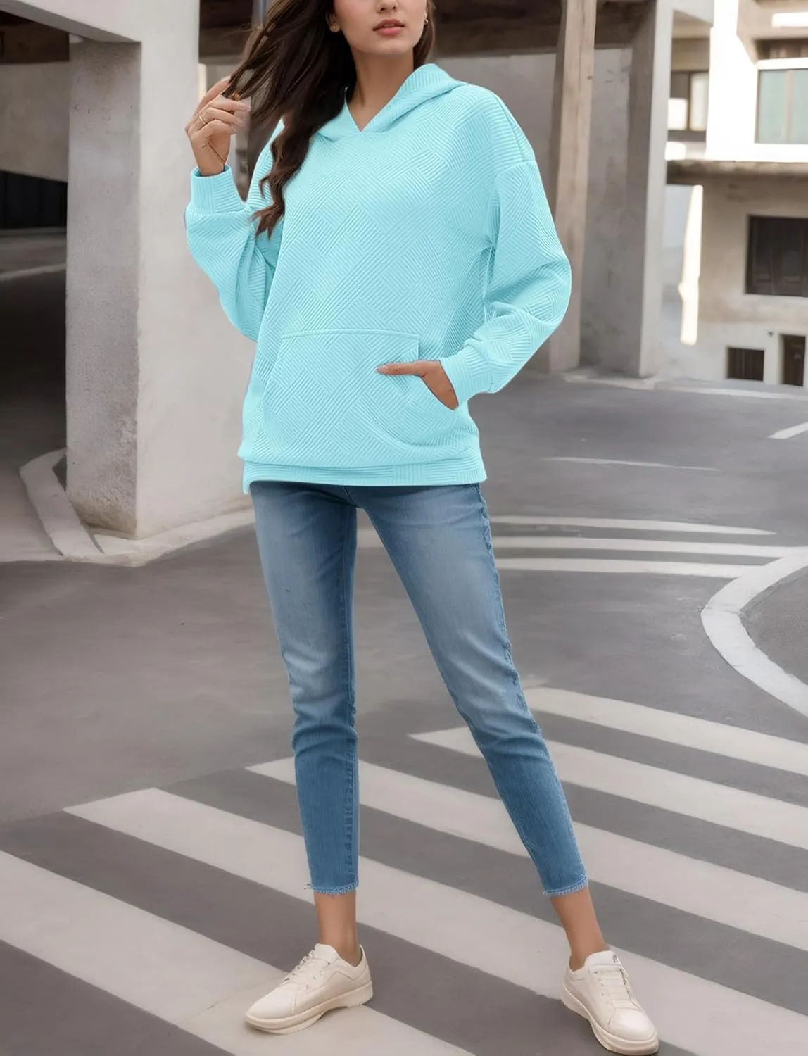 FEOYA Womens Oversized Hoodies Basic Hooded Sweatshirts Casual Long Sleeve Pullover Top with Hood Fall Winter