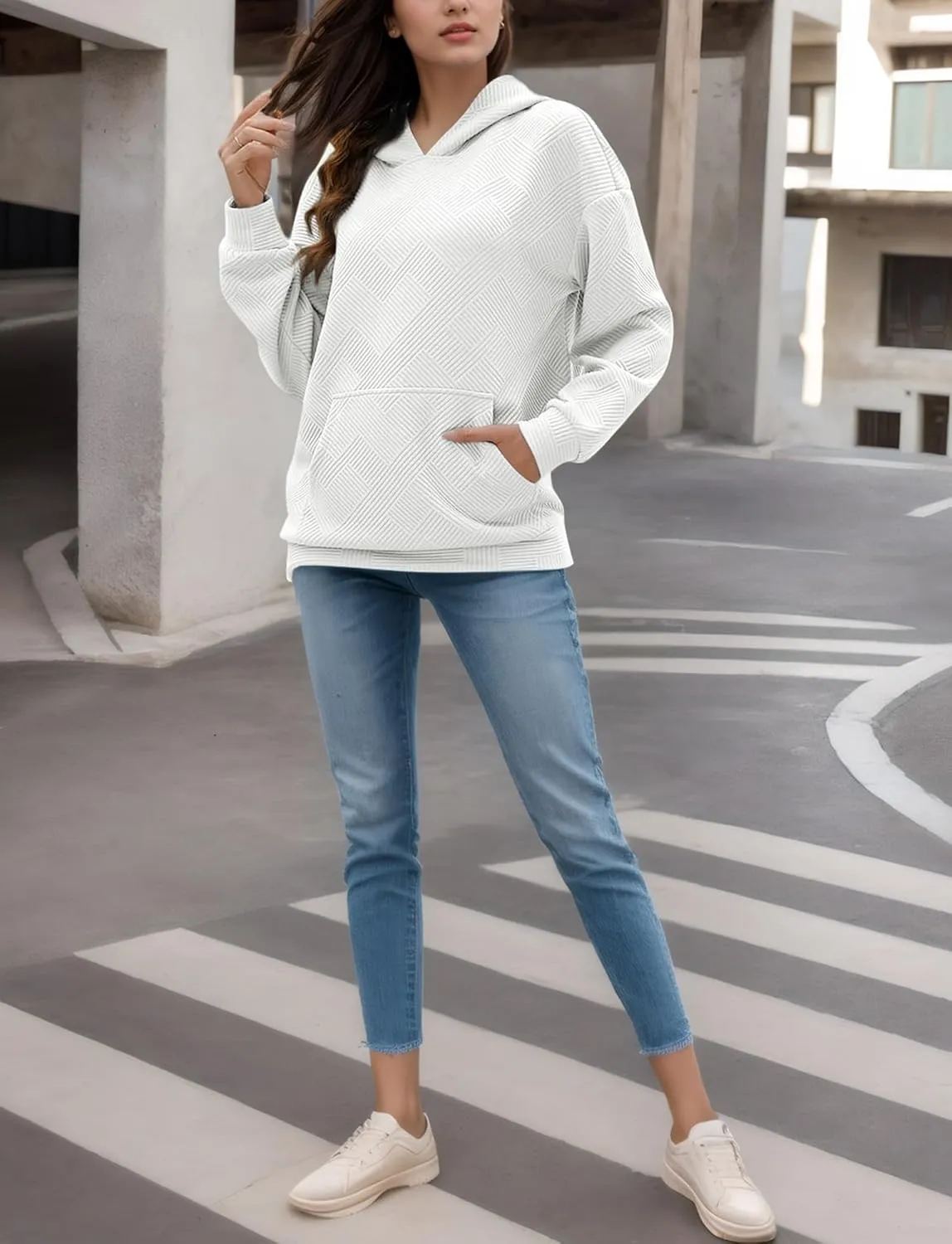 FEOYA Womens Oversized Hoodies Basic Hooded Sweatshirts Casual Long Sleeve Pullover Top with Hood Fall Winter