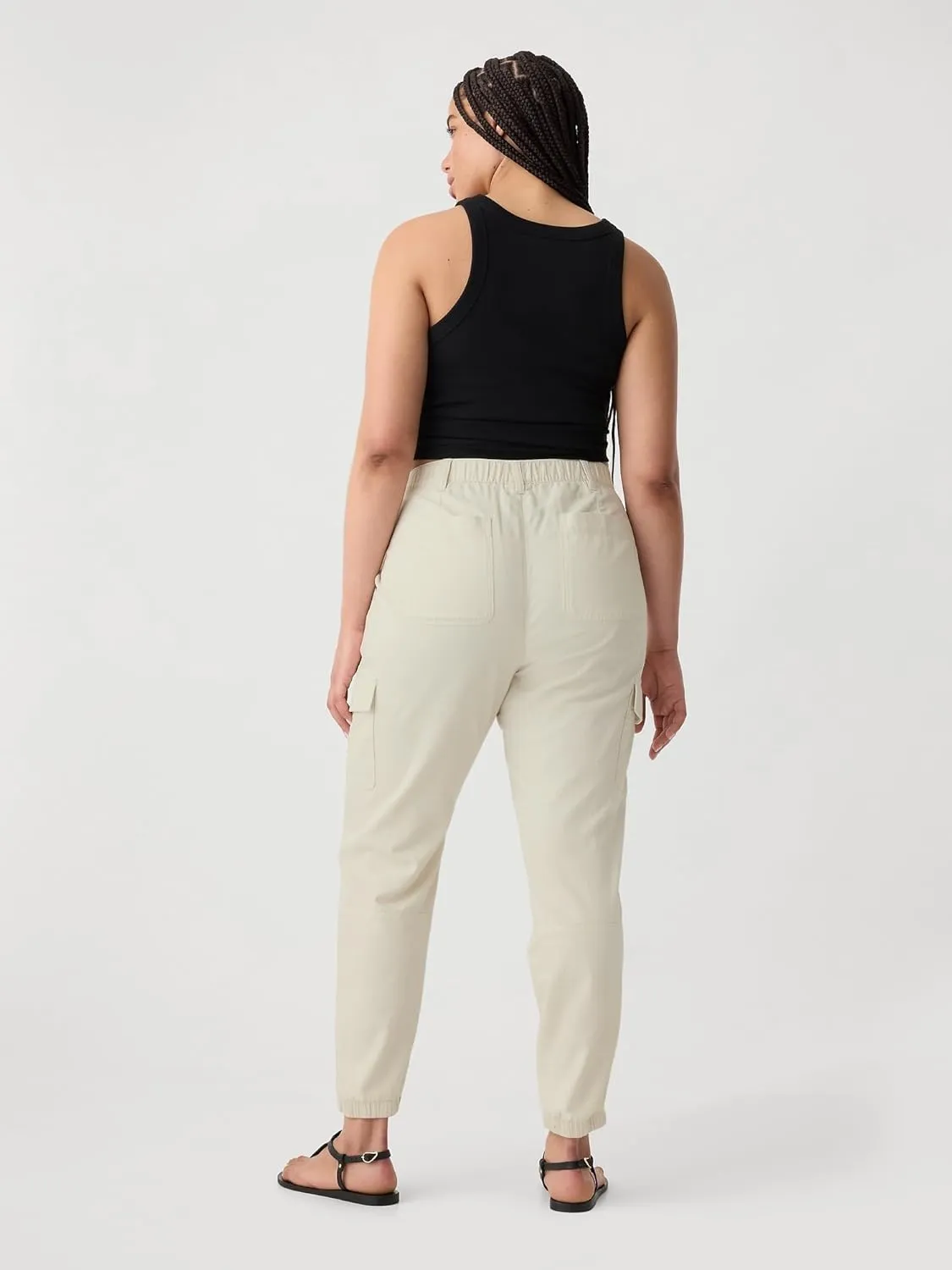 GAP Women's Girlfriend Cargo Jogger