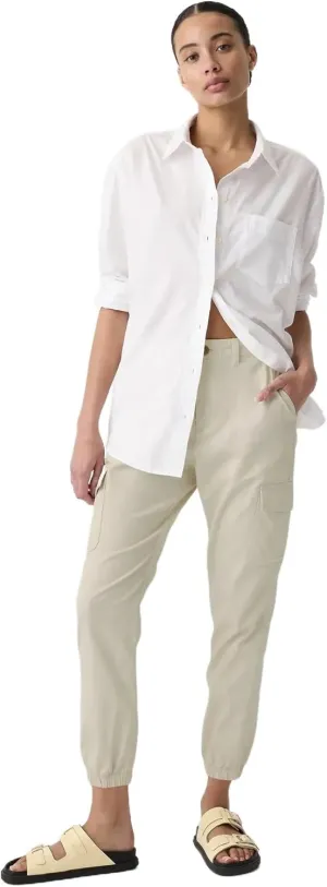 GAP Women's Girlfriend Cargo Jogger