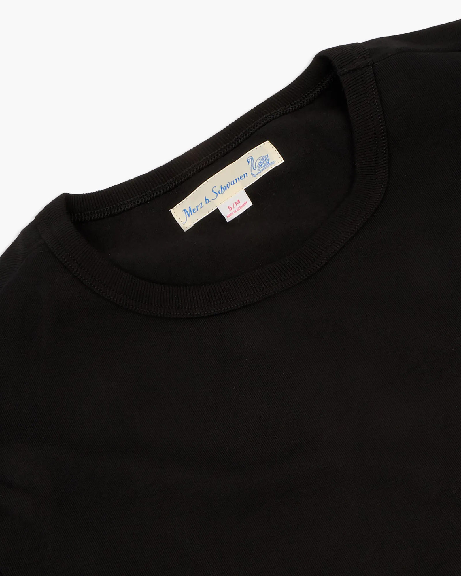 Merz b. Schwanen Good Originals 2M15C Cropped Classic Fit 6.8oz Sturdy Jersey Tee - Black