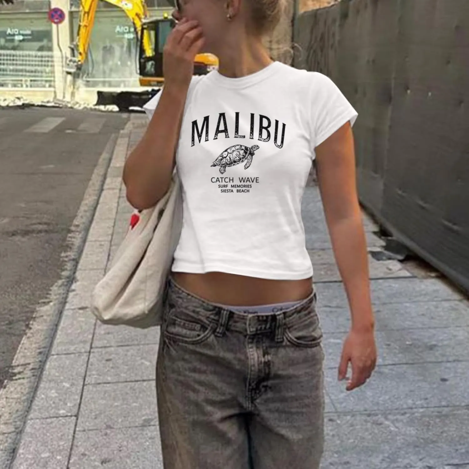 Y2k Graphic Baby Tees for Women Malibu Sea Turtles Cropped Tshirt E-Girl Aesthetic Shirts Vintage Summer Crop Tops